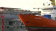 Alors que l'Aquarius fait escale à Marseille, le président du Conseil européen intime aux ONG de ne plus intervenir en Méditerranée