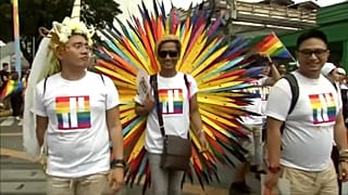 Bunter Festumzug in Manila