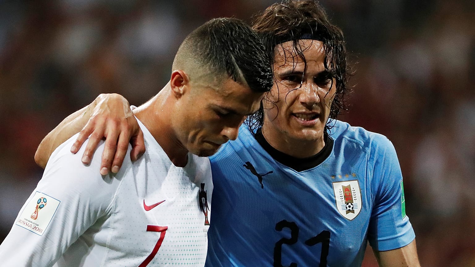 Russia 2018: Cavani manda a casa Cristiano Ronaldo, Uruguay ai quarti