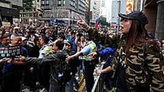 Hong Kong: celebrazioni e proteste