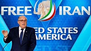 "Trump yeni yaptırımlarla diktatör Ayetullah rejimini boğacak"