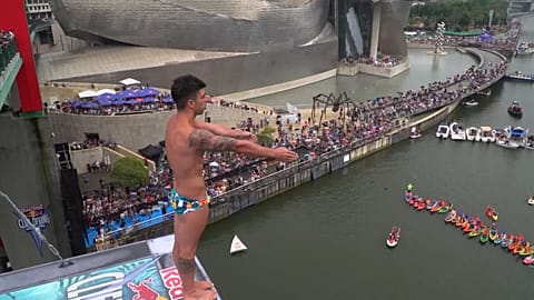 Steven LoBue wins his first Cliff Diving event for three years in Bilbao