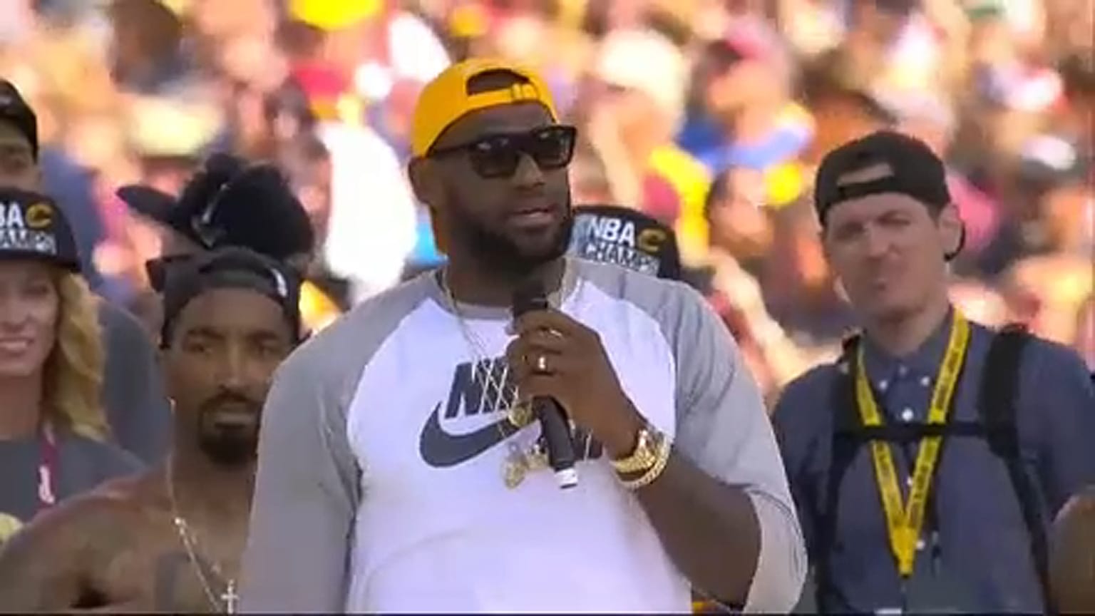 NBA: A LA Lakershez igazol Lebron James