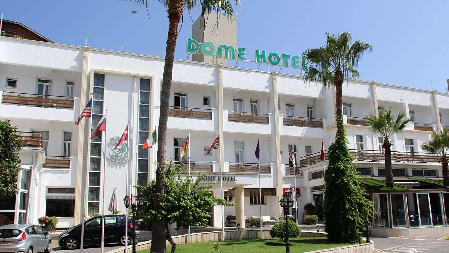 Dome Hotel - Κερύνεια: Ένα ξενοδοχείο, μια ιστορία, τότε και σήμερα