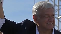 Mexikó: a nép örül, az elit kivár