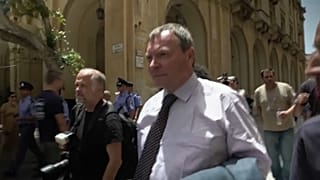 Sequestrato il passaporto del capitano della Lifeline: l'uomo bloccato a Malta.