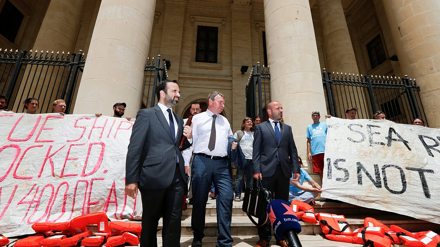 Lifeline : le capitaine libéré sous caution
