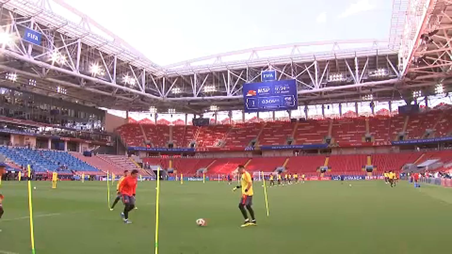 Kolumbia-Anglia összecsapás kedden