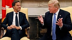"Nem" – szakította félbe Donald Trumpot a holland kormányfő