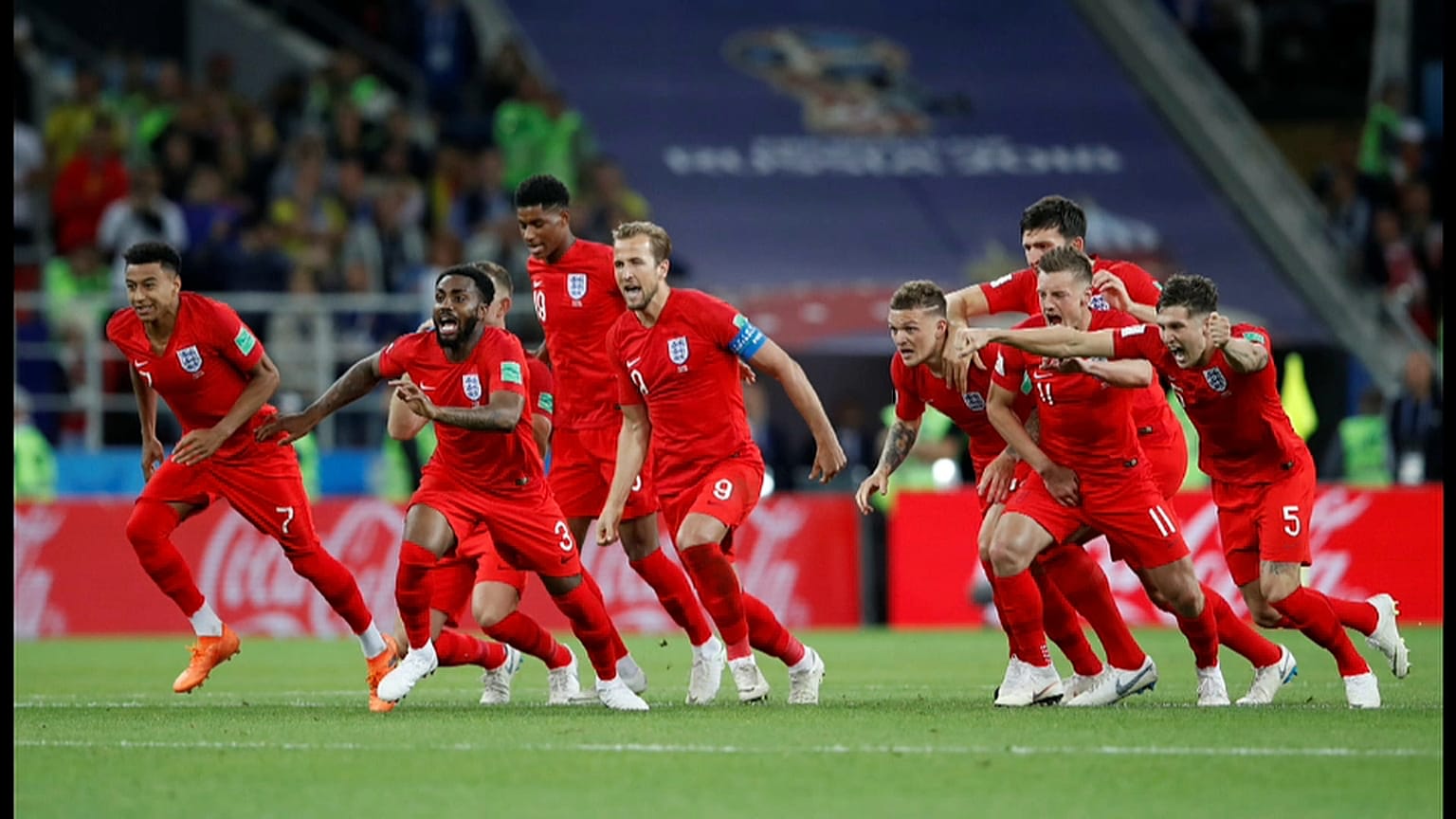 England besiegt Kolumbien 