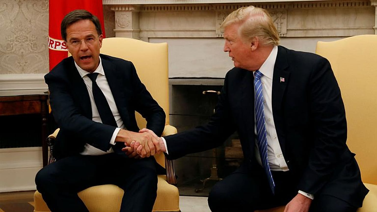 Rutte unterbricht Trump: "Nein, das ist nicht positiv" (Video)