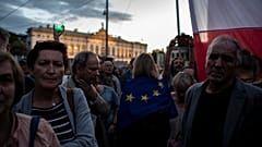 Polónia e Comissão Europeia de costas voltadas. Porquê?