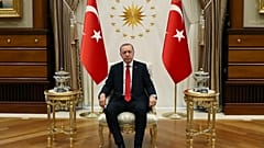 Cumhurbaşkanlığı Hükümet Sistemi için ilk adım atıldı: KHK Resmi Gazete'de yayınlandı