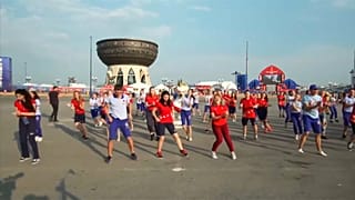 Le flash mob des volontaires de la FIFA