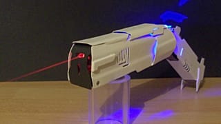 Çin'de 1 km'den etkili taşınabilir lazer silahı geliştirildi