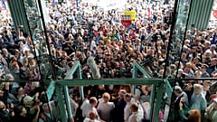 Суд против закона