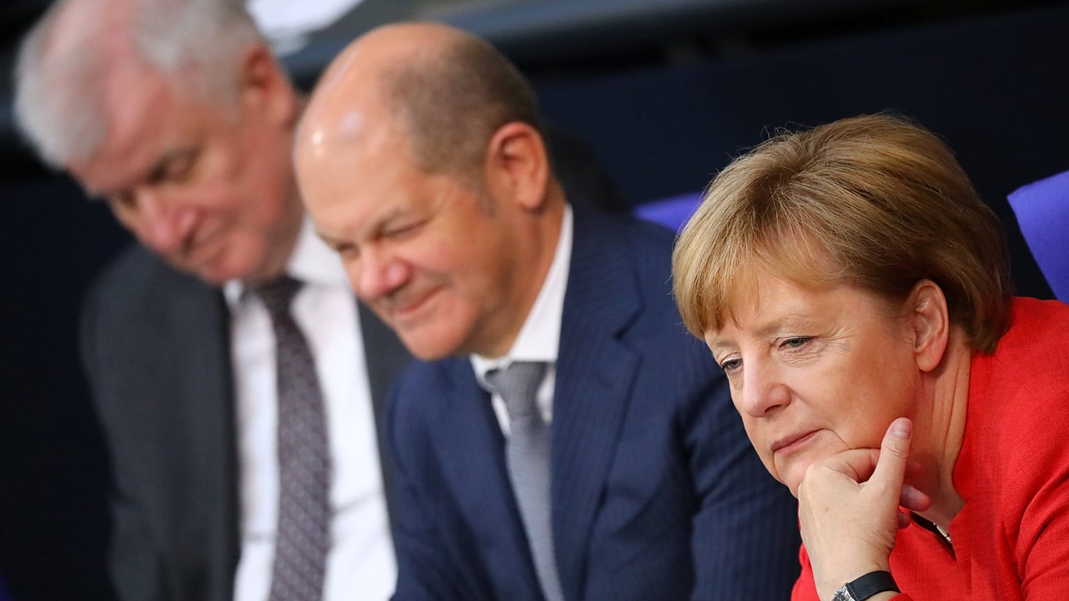 Políticas migratórias aquecem Bundestag