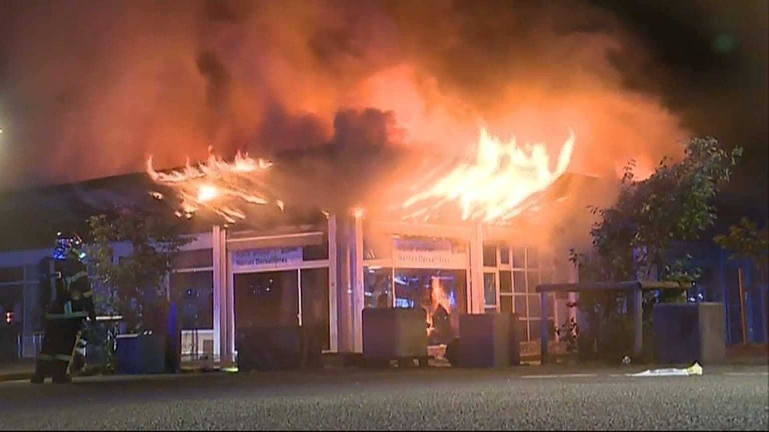 Segunda noche de violencia en la ciudad francesa de Nantes
