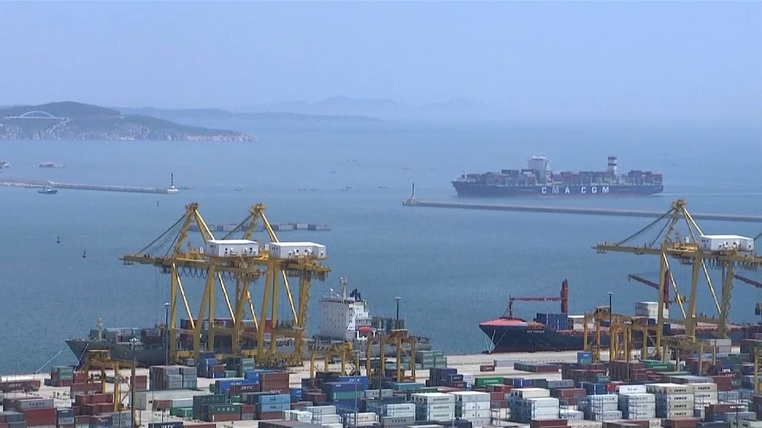 USA-Cina: scattano i dazi