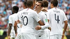 كأس العالم 2018: فرنسا تتفوق على الأوروغواي بهدفين نظيفين بفضل فاران وغريزمان