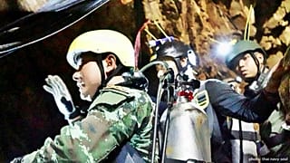 غواص تایلندی در عملیات نجات نوجوانان محبوس در غار جان باخت