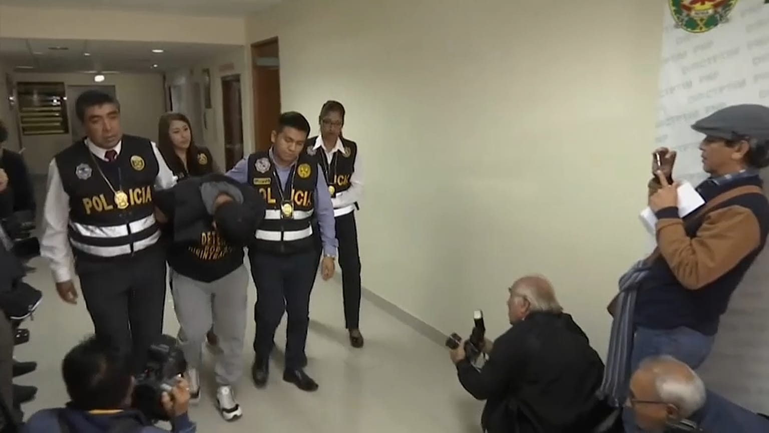 Cae una red que obligaba a prostituirse a mujeres venezolanas en Perú