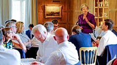 Britische Regierung für "weichen Brexit"