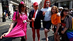 Adivinhem quem foi ao 'gay pride' em Londres