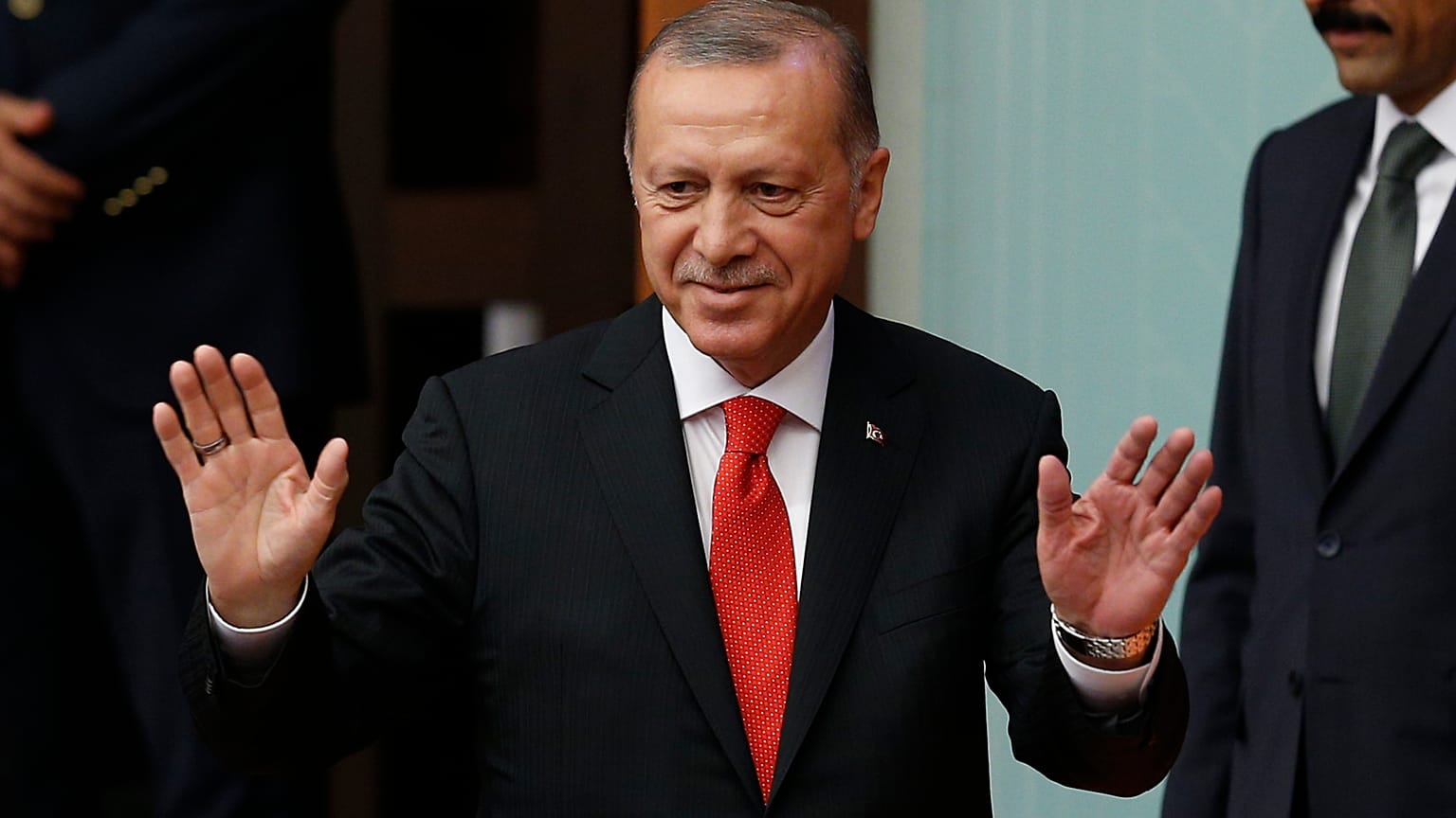 إردوغان رئيسا لتركيا بسلطات جديدة كاسحة