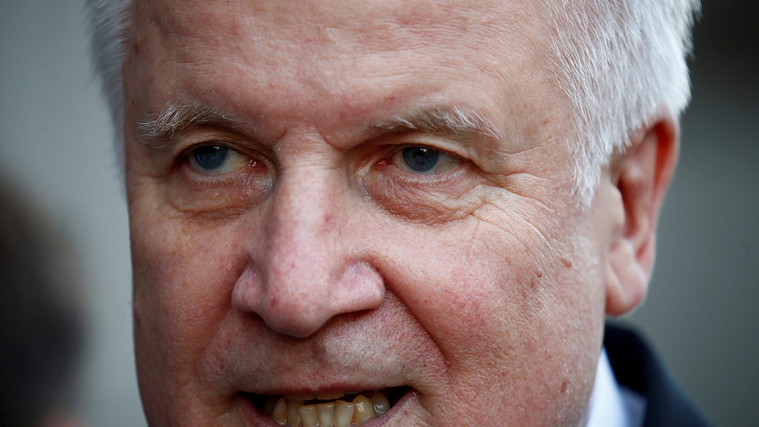 Bundesregierung distanziert sich von Seehofers Brexit-Brief 