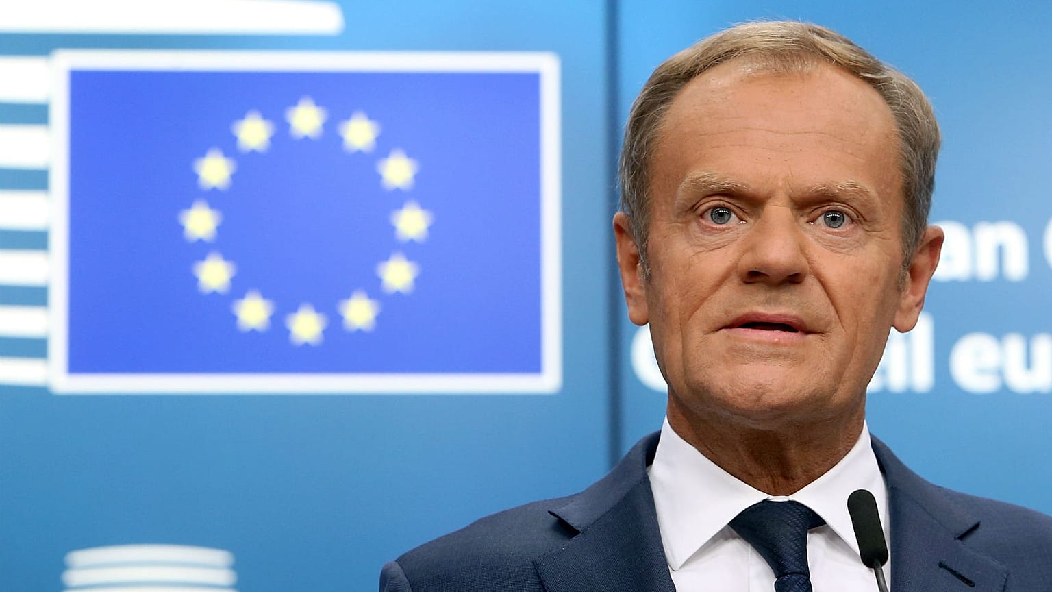 Tusk: "a brexit is mehetne Johnsonnal"