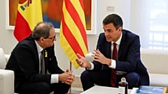  Pedro Sánchez (j) spanyol elnök fogadta Quim Torra (b) katalán vezetőt