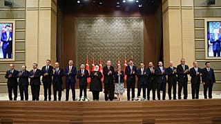 'Yeni Türkiye'nin ilk kabinesi görevde