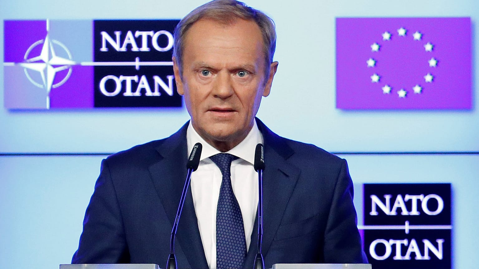 Туск: "Америка, думай о солидарности, а не о деньгах"