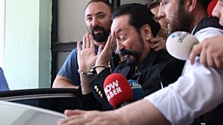 Gözaltına alınan Adnan Oktar kimdir?