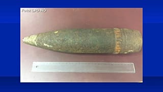 Une grenade découverte dans le sac d'une touriste