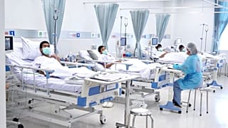نخستین تصاویر نوجوانان تایلندی نجات‌یافته از غار در بیمارستان