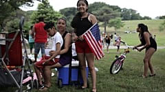La fecundidad hispana impulsa la natalidad en EEUU