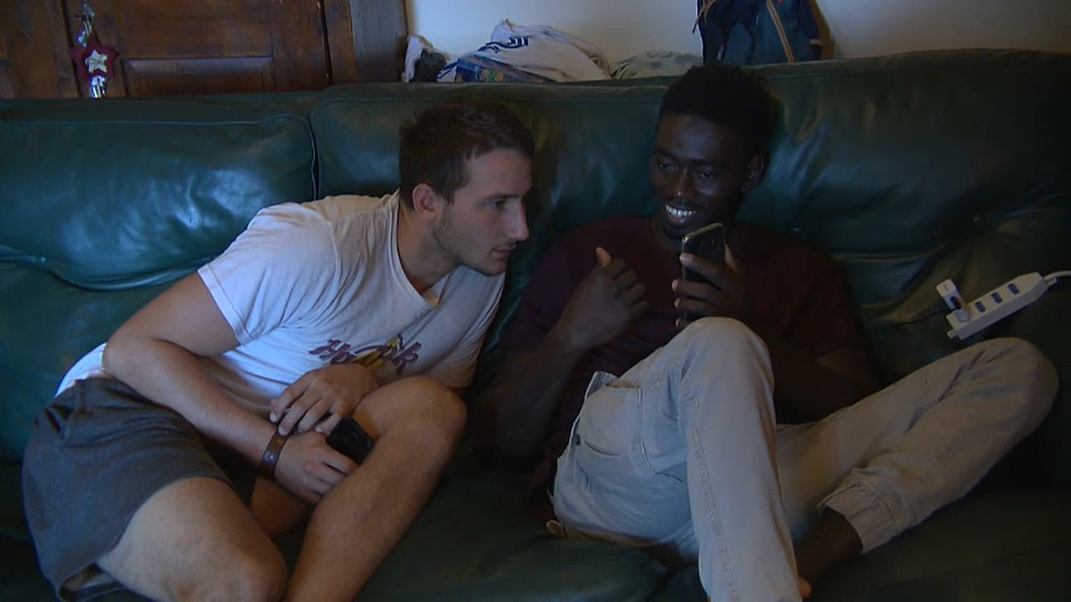 Family hosting migrants wins Eu prize 