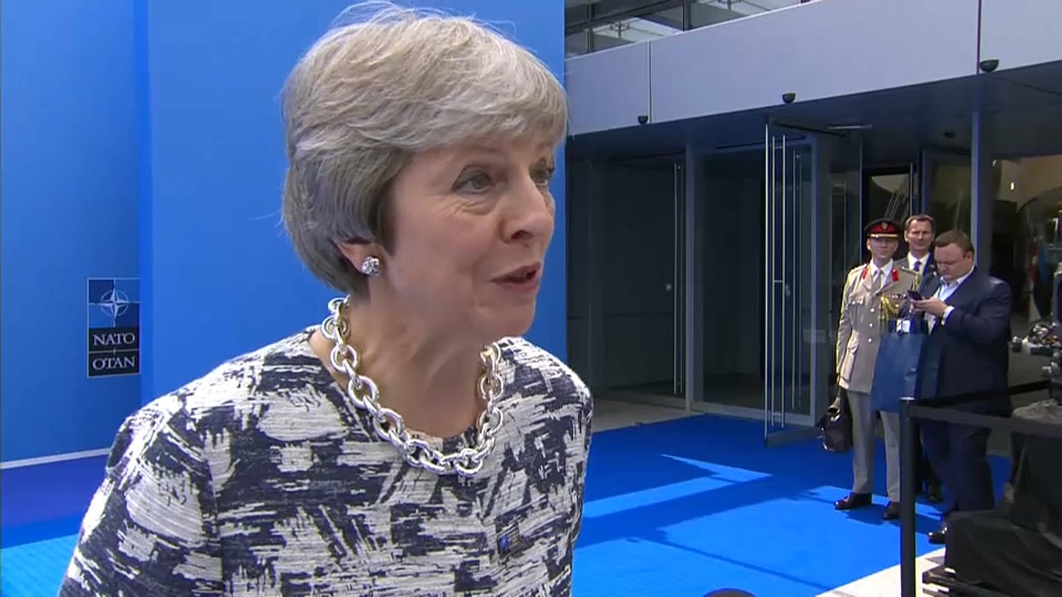 May propone una zona de libre comercio tras el brexit