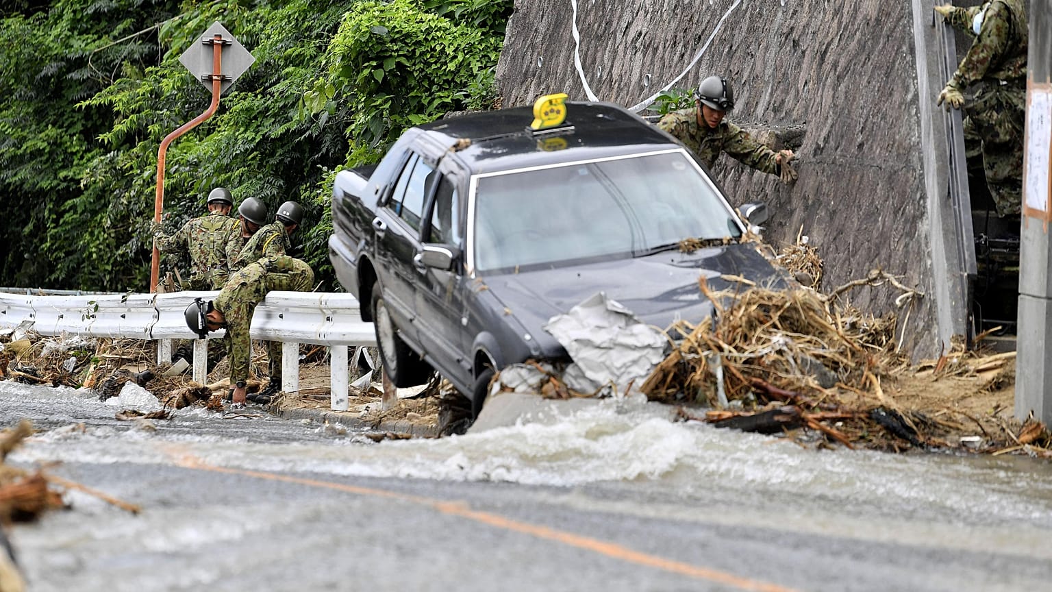Intempéries au Japon : le bilan dépasse les 200 morts 