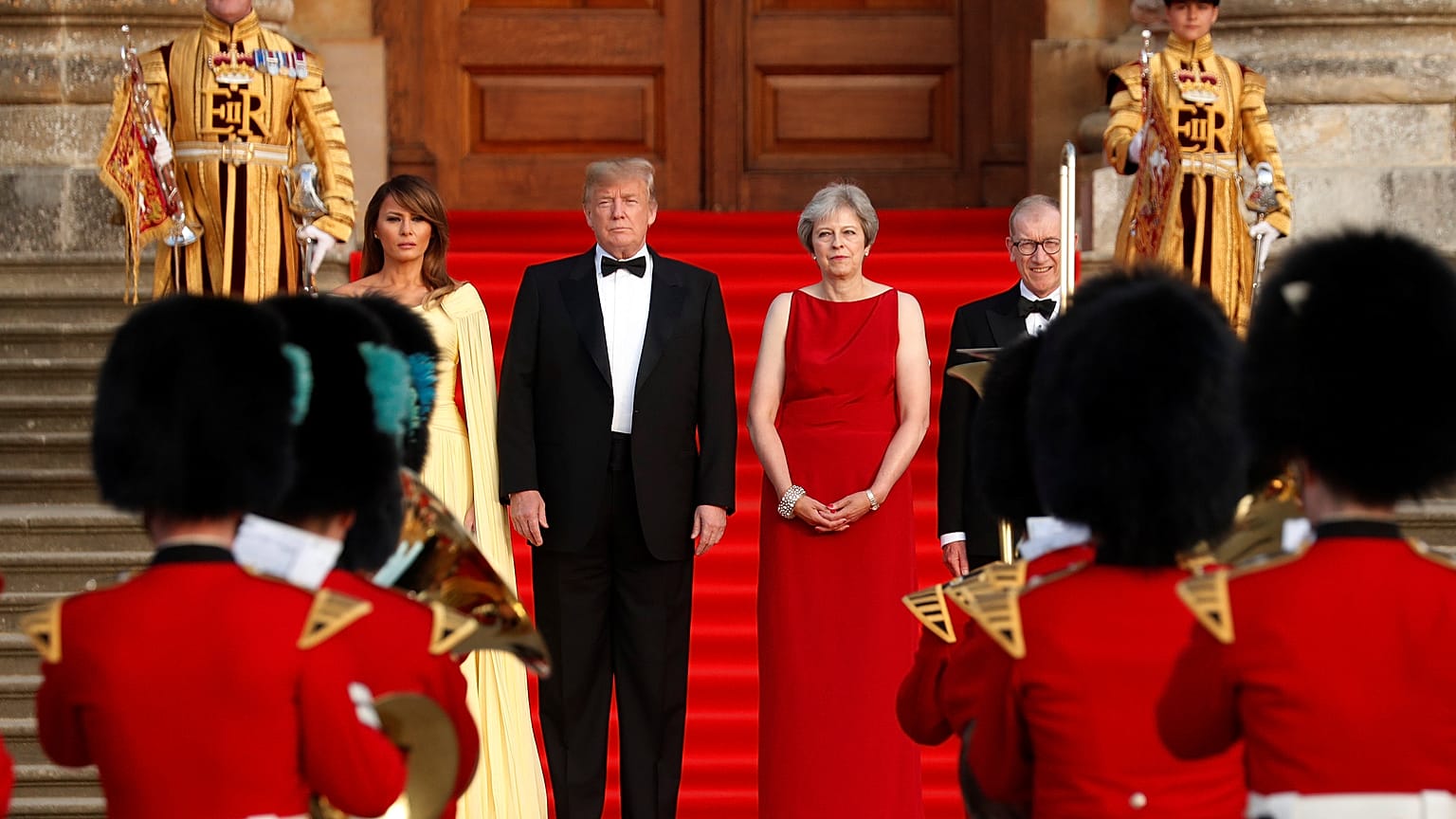 Trump visita el Reino Unido entre la pompa oficial y la hostilidad de la calle