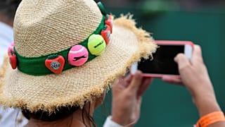 Instagram's 'caught up' feature nudges users off their phones