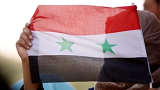 Drapeau syrien hissé à Deraa