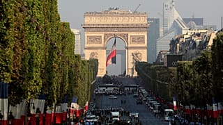 Dia da Bastilha: mais de 100 mil polícias franceses em mega-operação de segurança