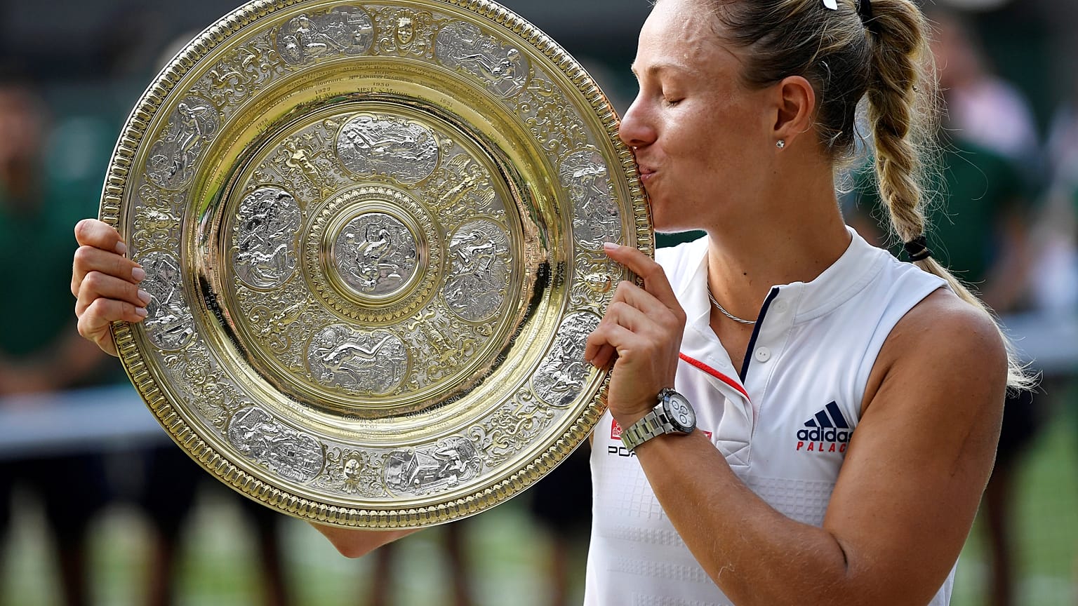 Η Αντζελίκ Κέρμπερ «βασίλισσα» του Wimbledon