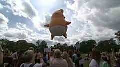 Trump İngiltere'den sonra İskoçya'da da protesto edildi