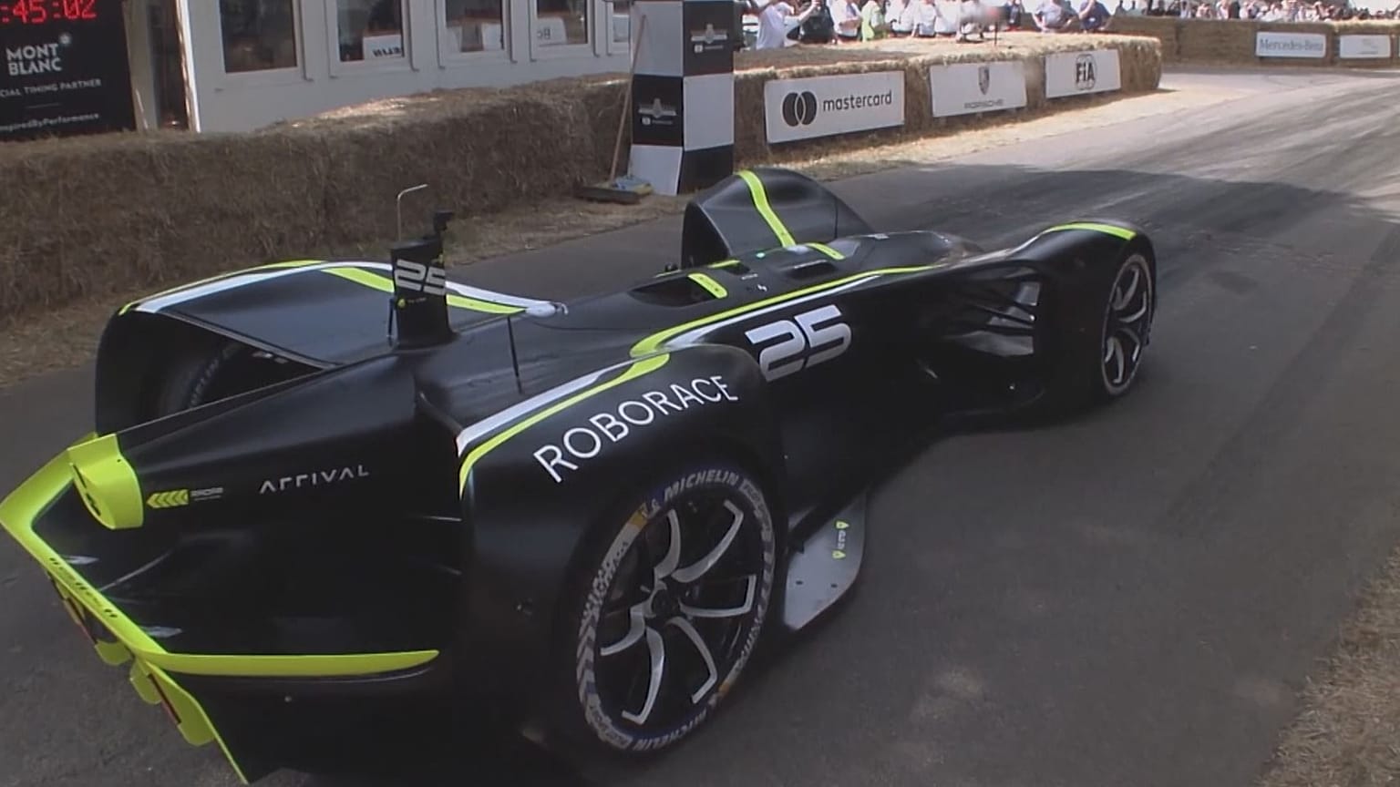 First self-driving race car completes 1.8 kilometre track