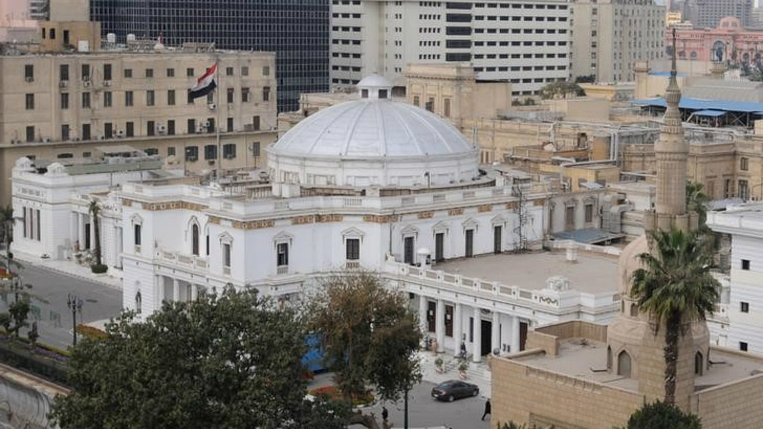 إقرار قانون لحماية قادة الجيش في مصر من الملاحقة القضائية 