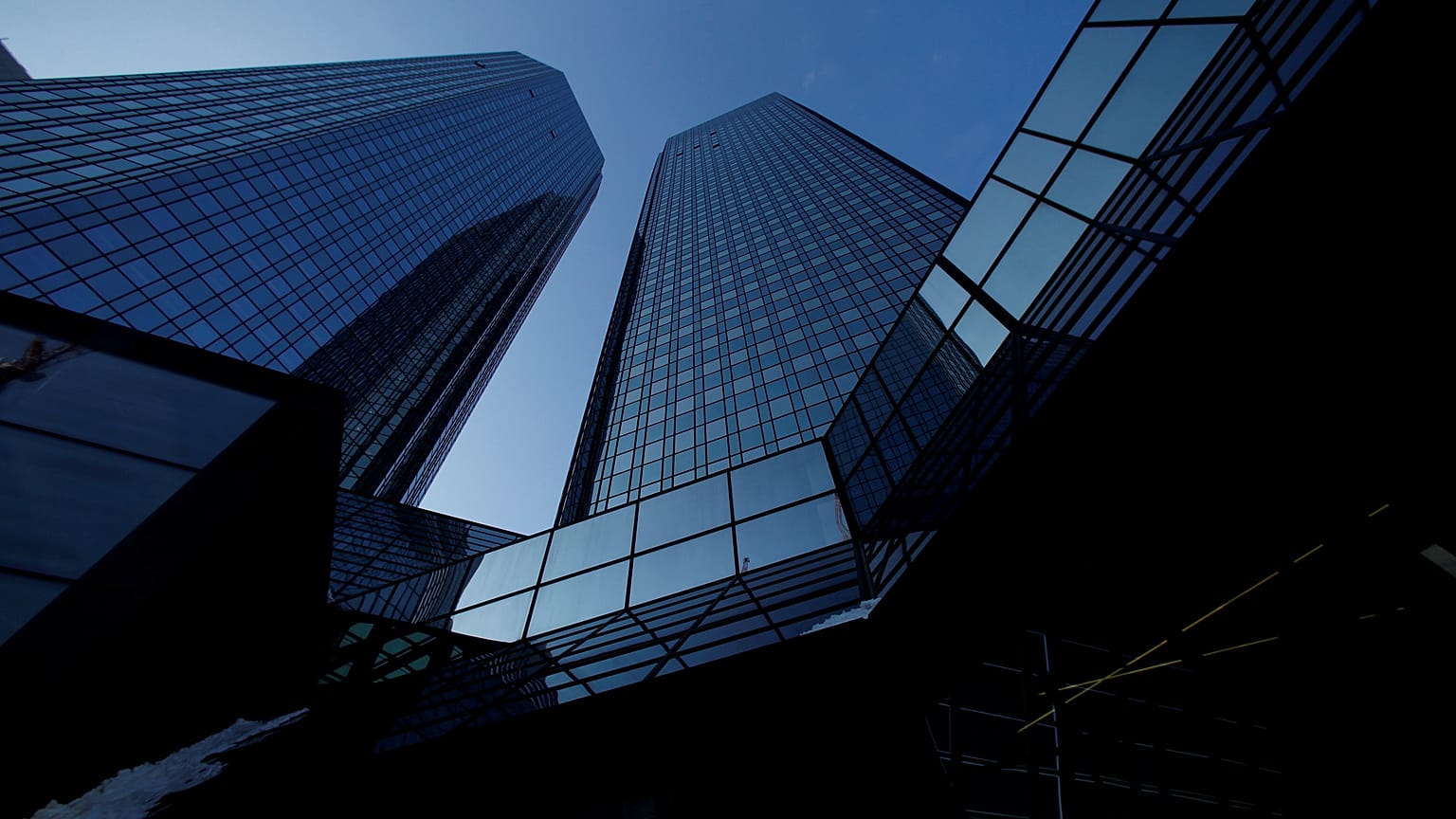 Прибыль Deutsche Bank превысит прогнозы